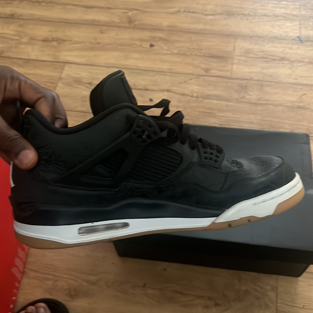 Jordan 4 laser black - Picture 3 of 6
